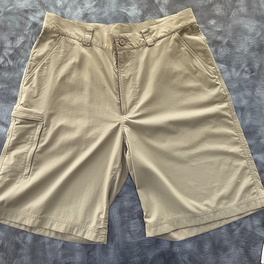 Under Armour Mens Golf Shorts size 32R